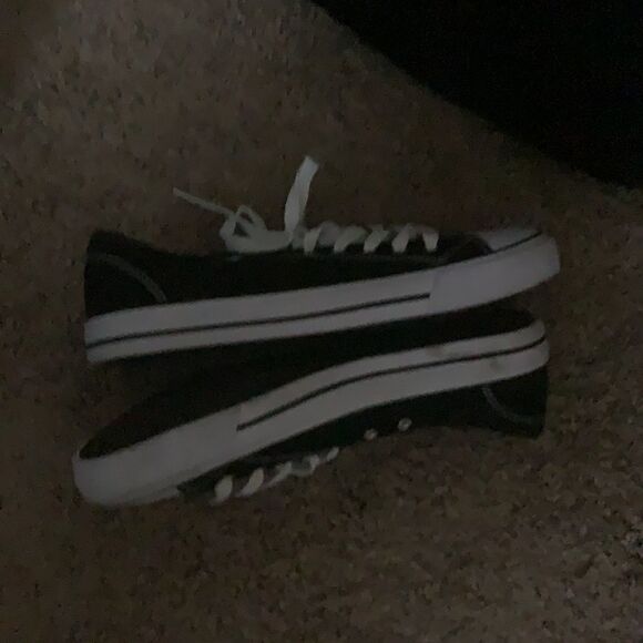 Men Canvas Chuck Sneakers - Picture 7 of 7